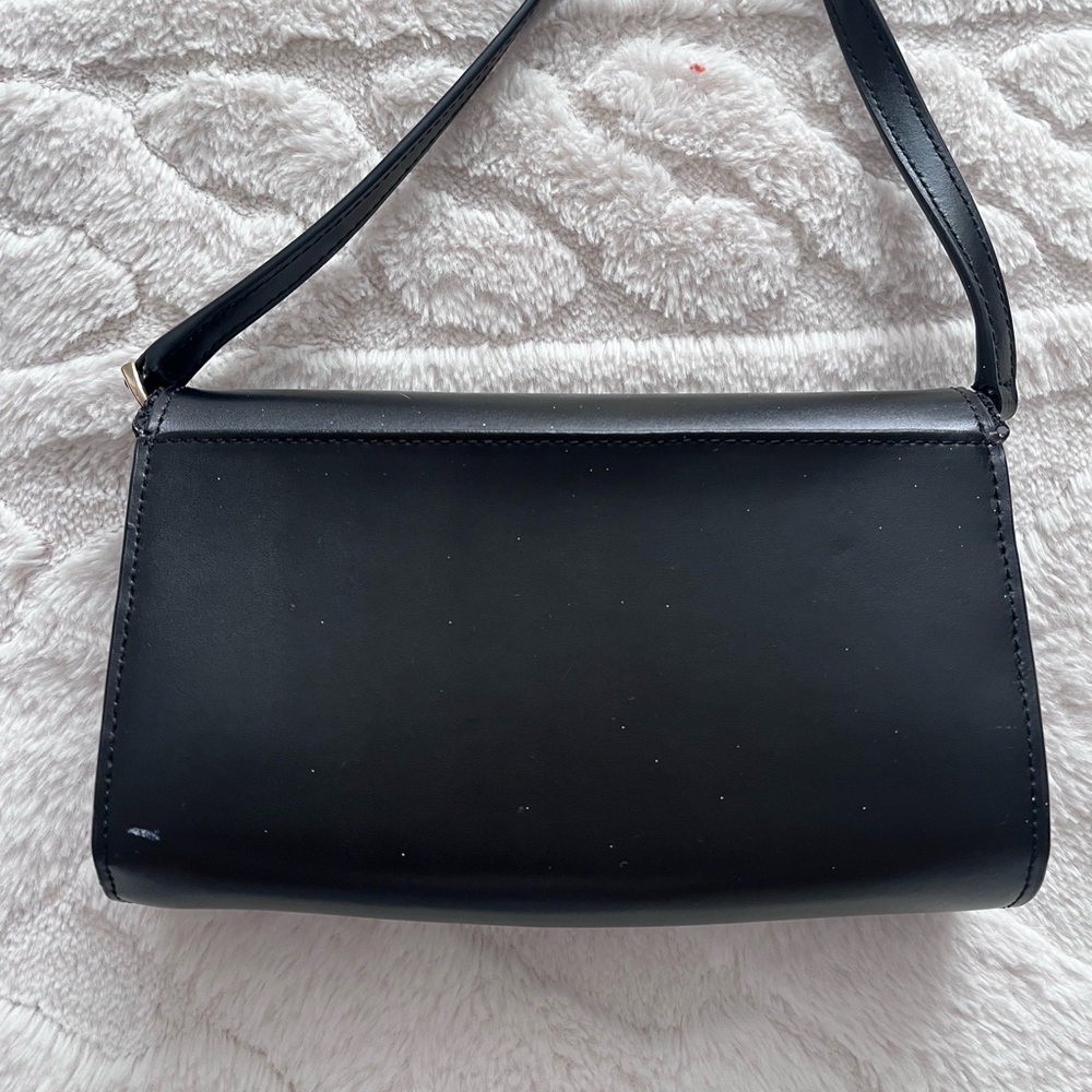 Kate Spade New York Kerri Wallet on a String / Crossbody Bag in Black